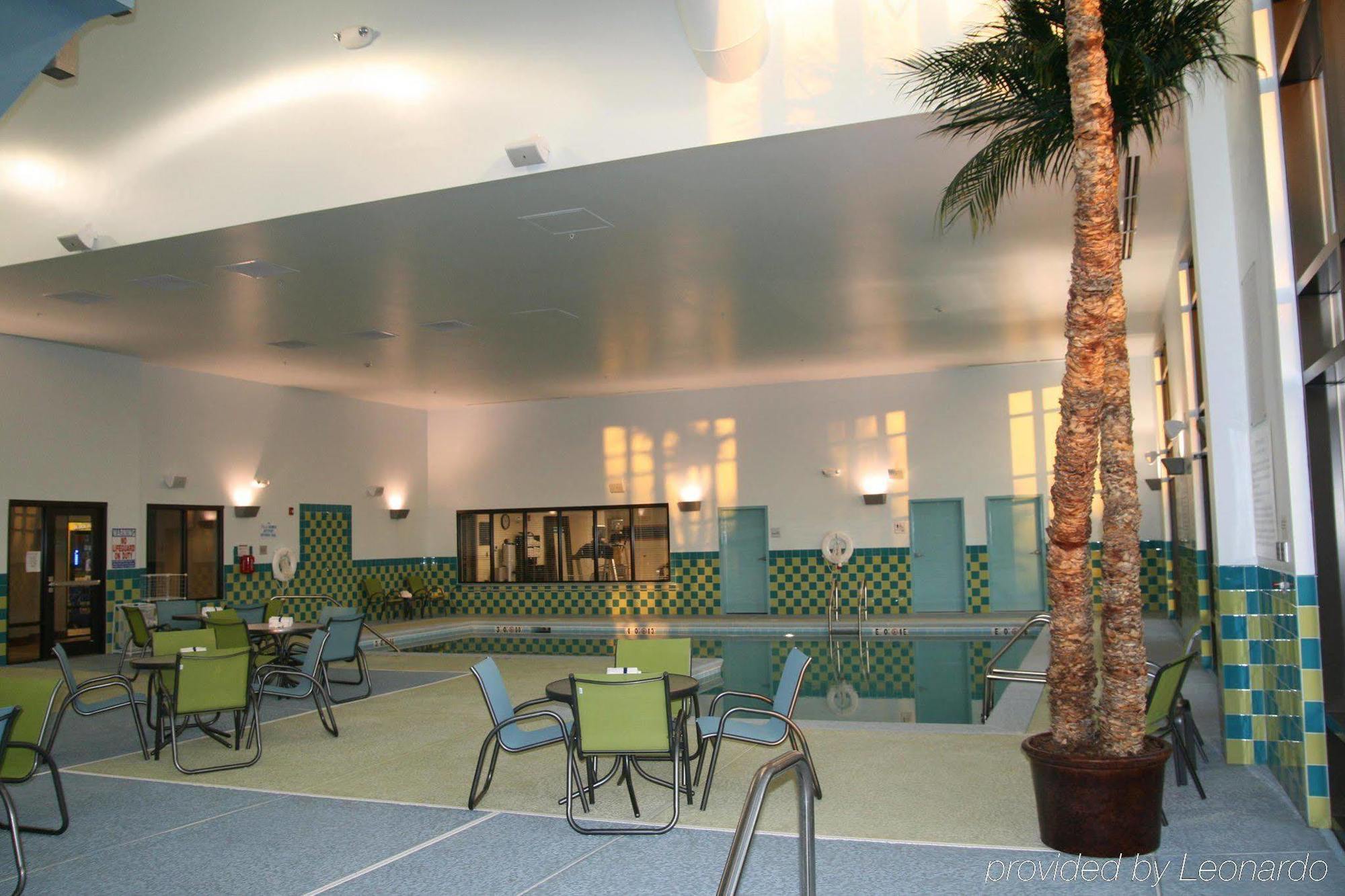 Hampton Inn Bermuda Run / Advance Facilities photo